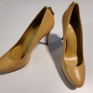 Michael Kors Nude Pumps Sz 7.5